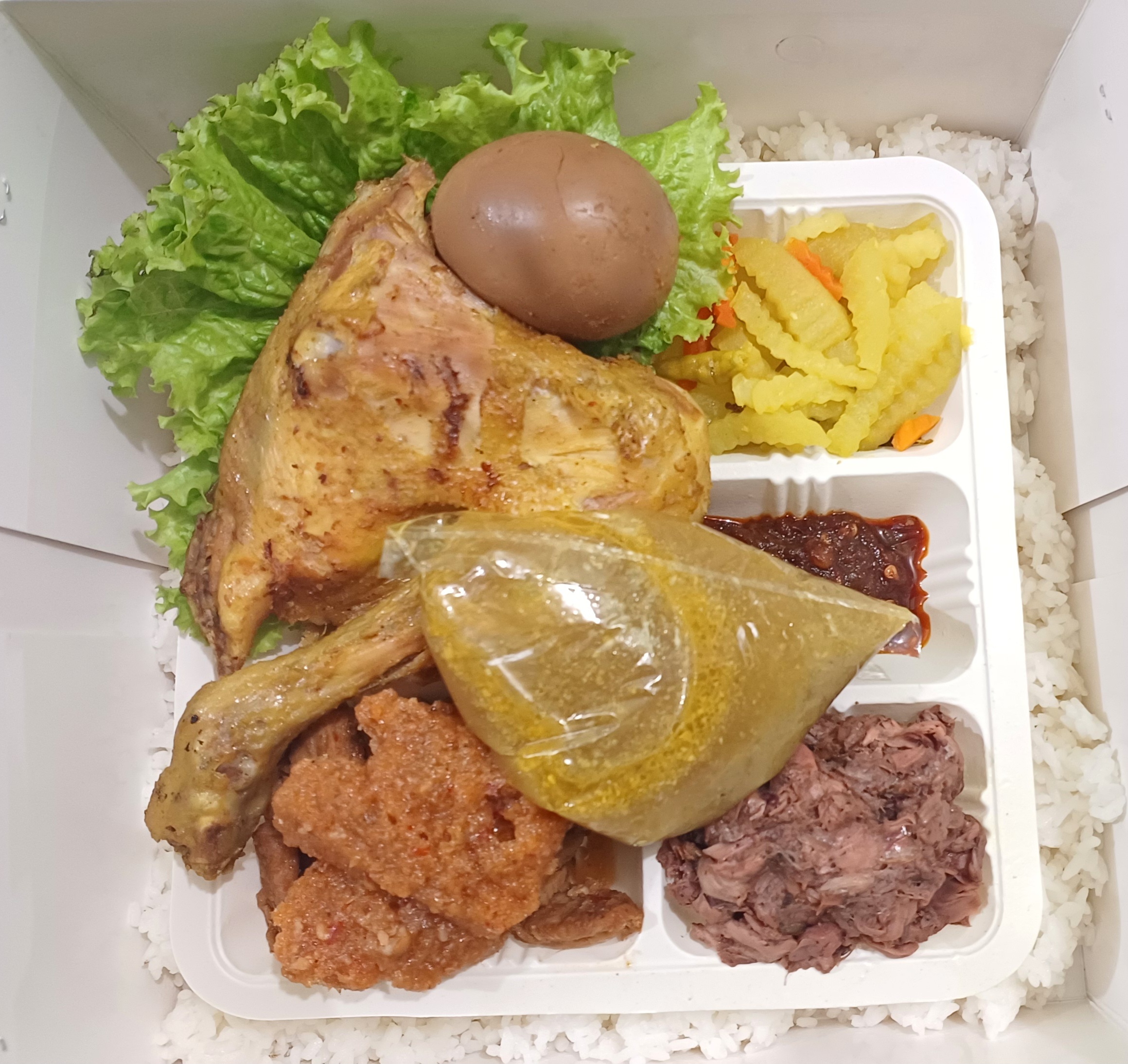 Nasi Gudeg Ayam Opor 1/4