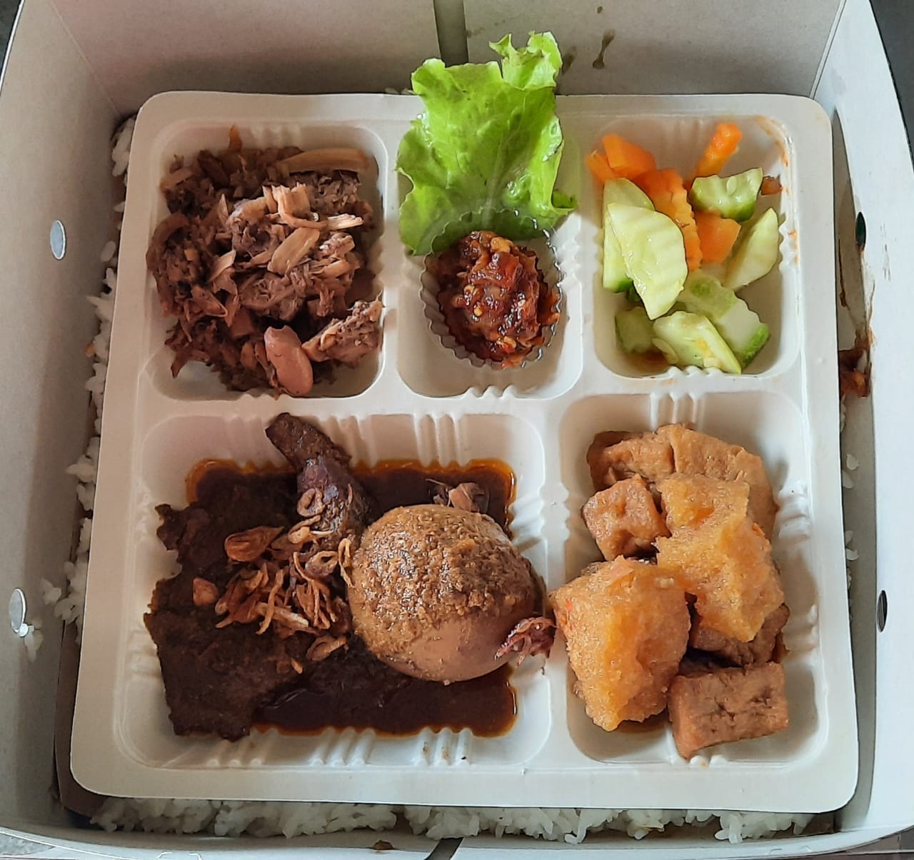 Nasi Gudeg Daging Iris