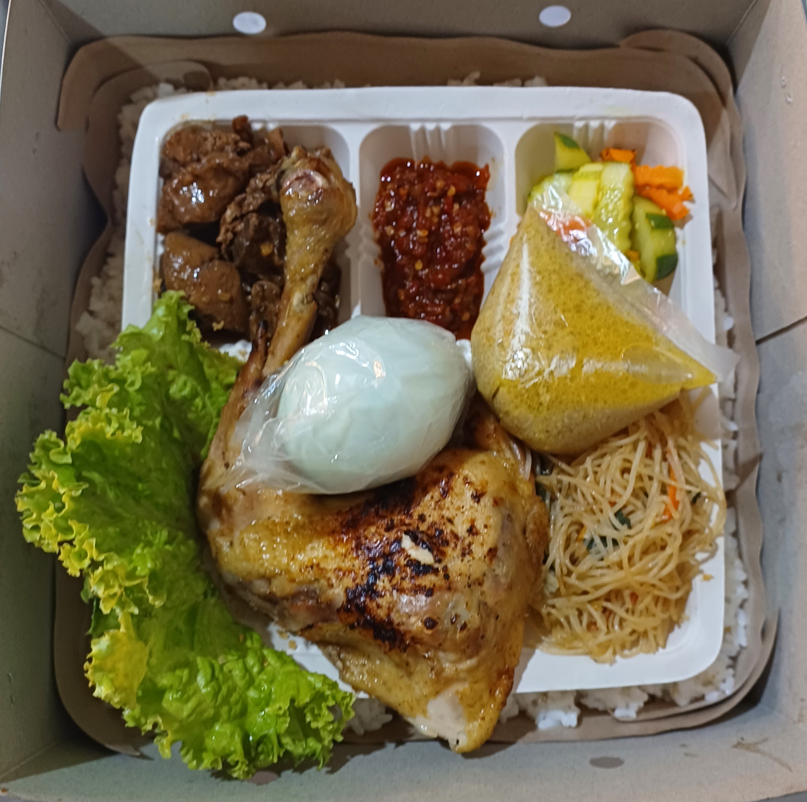 Nasi Rames Ayam Opor 1/4